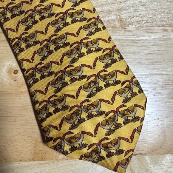 Brooks Brothers Men's Yellow Goose Duck Mallards Print 100% Silk Necktie USA - Picture 1 of 6